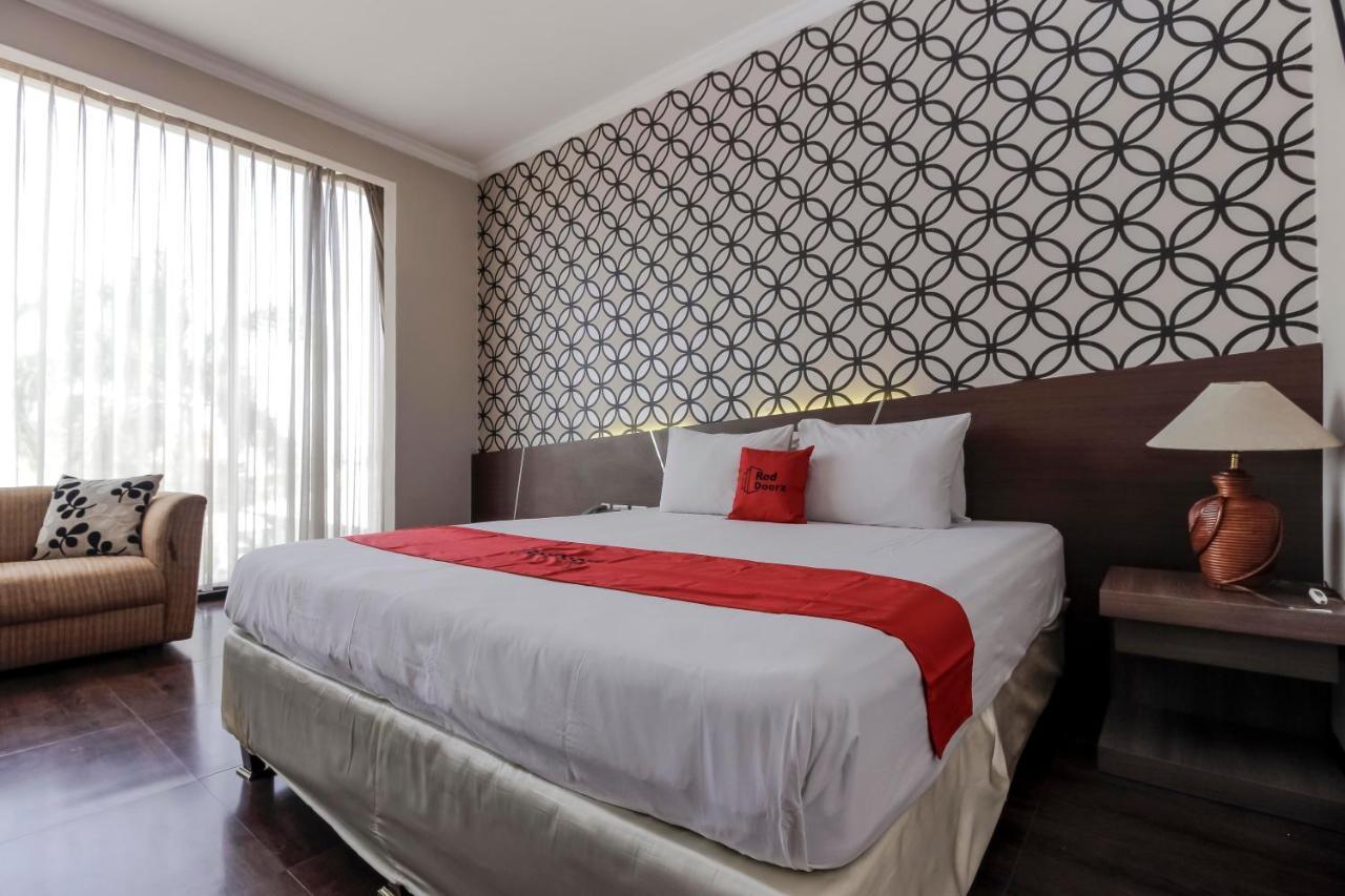 Reddoorz Plus Near Grage City Mall Cirebon Exteriér fotografie