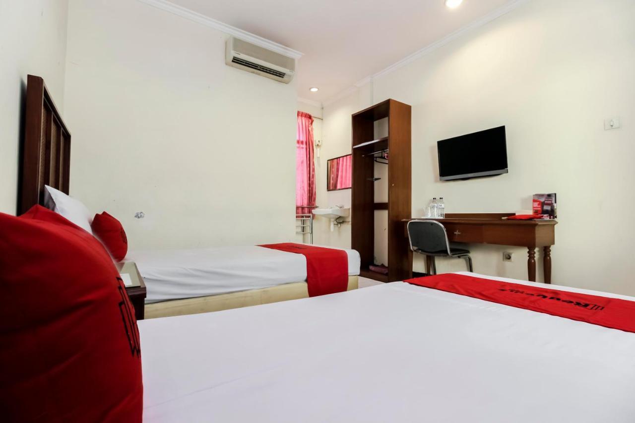 Reddoorz Plus Near Grage City Mall Cirebon Exteriér fotografie